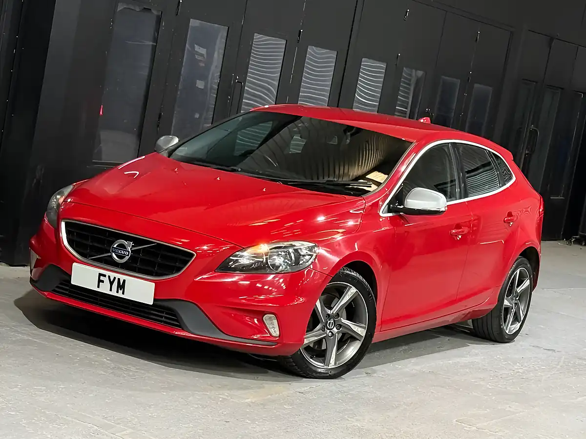Used 2016 Volvo V40 R-Design Red - Interior and Exterior details 16