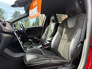 Used 2016 Volvo V40 R-Design Red - Interior and Exterior details 11