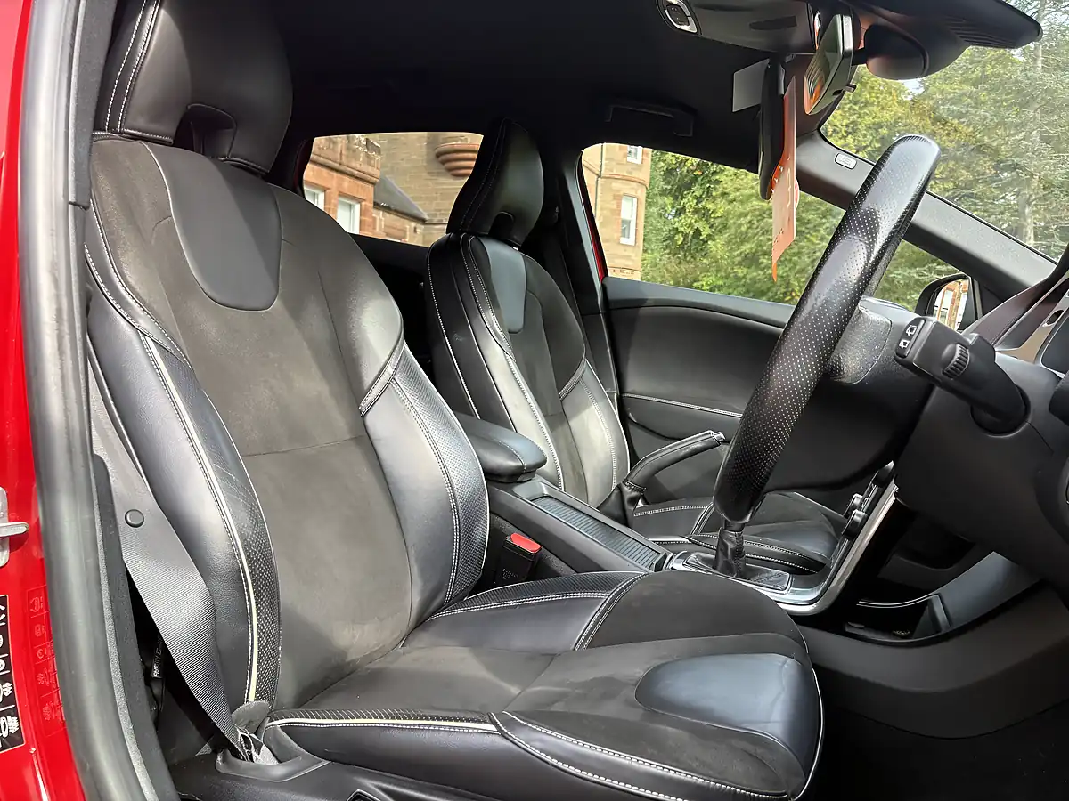 Used 2016 Volvo V40 R-Design Red - Interior and Exterior details 12