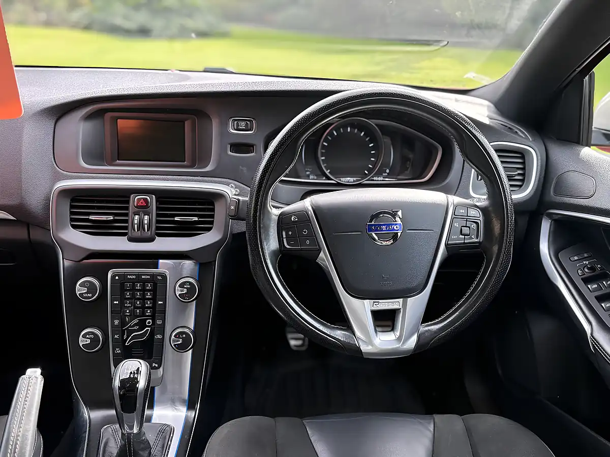 Used 2016 Volvo V40 R-Design Red - Interior and Exterior details 16