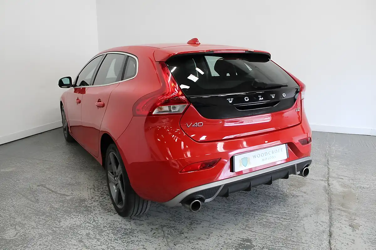 Used 2016 Volvo V40 R-Design Red - Interior and Exterior details 5