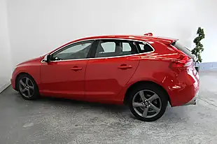 Used 2016 Volvo V40 R-Design Red - Interior and Exterior details 7