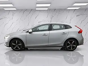 Used 2016 Volvo V40 R-Design Silver - Interior and Exterior details 6