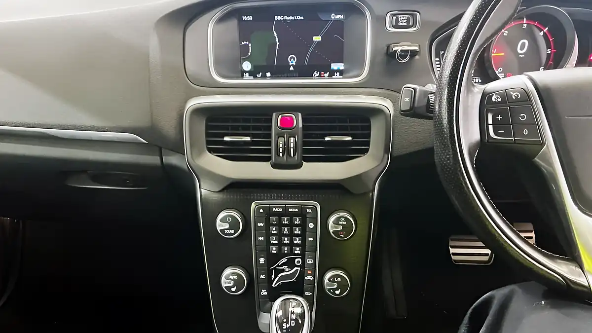 Used 2016 Volvo V40 R-Design Silver - Interior and Exterior details 8