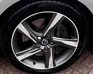 Used 2016 Volvo V40 R-Design Silver - Interior and Exterior details 15
