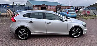 Used 2016 Volvo V40 R-Design Silver - Interior and Exterior details 4