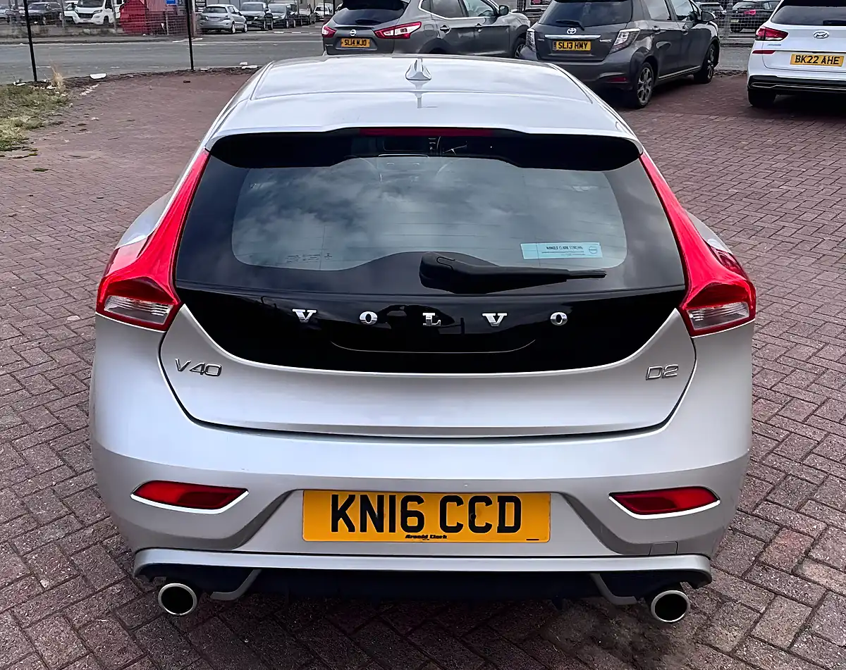 Used 2016 Volvo V40 R-Design Silver - Interior and Exterior details 7