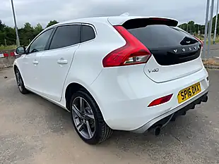 Used 2016 Volvo V40 R-Design White - Interior and Exterior details 3