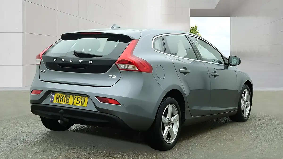 Used 2016 Volvo V40 Se Grey - Interior and Exterior details 4