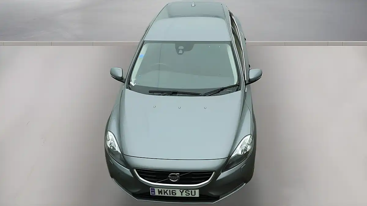 Used 2016 Volvo V40 Se Grey - Interior and Exterior details 7