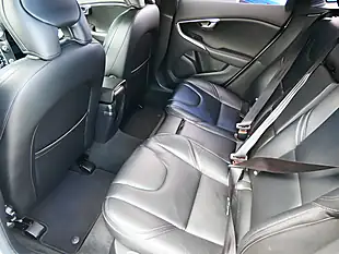 Used 2016 Volvo V40 Se Lux Nav Crystal White - Interior and Exterior details 18