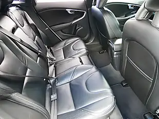 Used 2016 Volvo V40 Se Lux Nav Crystal White - Interior and Exterior details 19