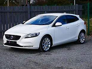 Used 2016 Volvo V40 Se Lux Nav Crystal White - Interior and Exterior details 4