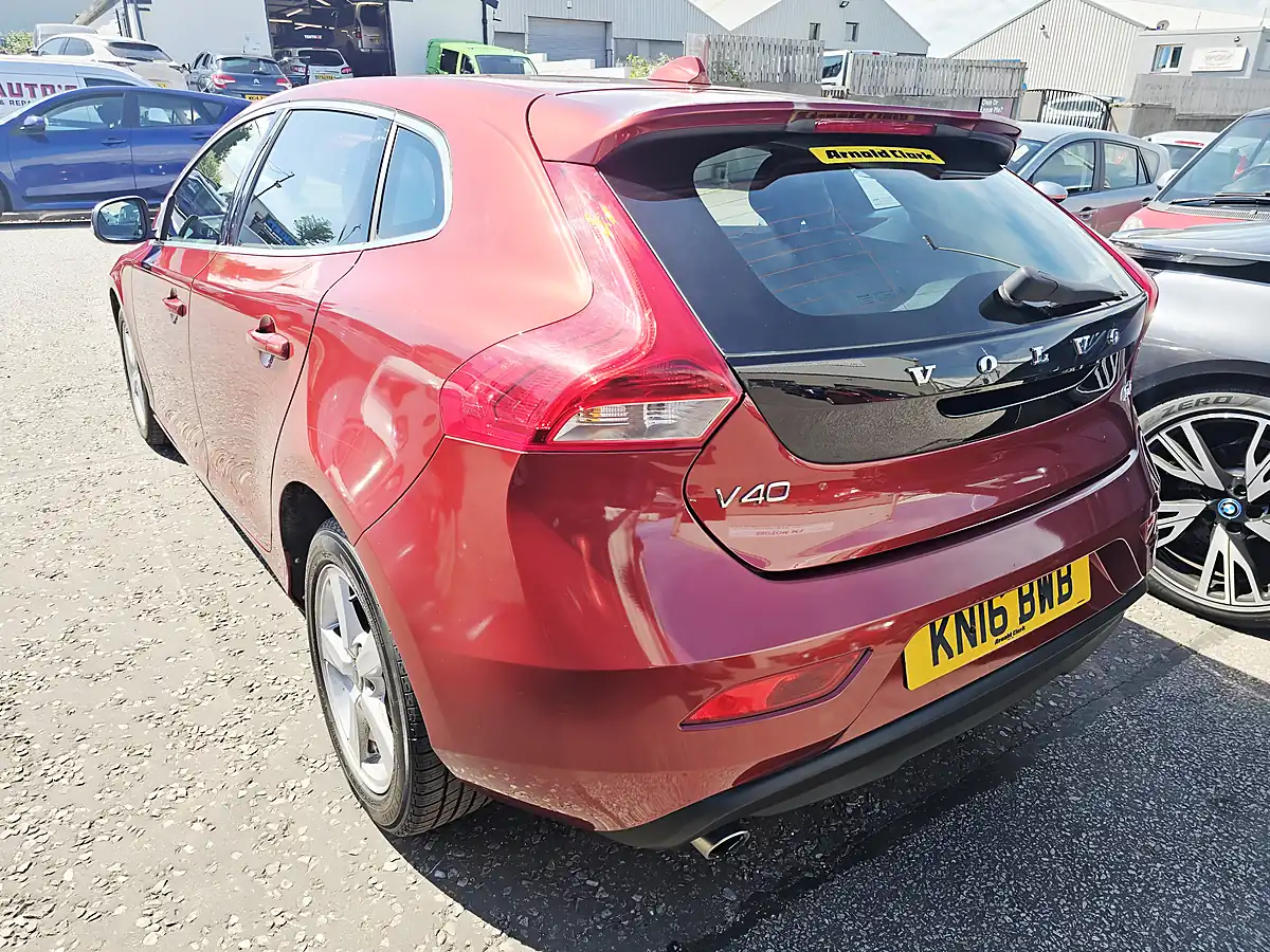 Used 2016 Volvo V40 Se Nav Red - Interior and Exterior details 5