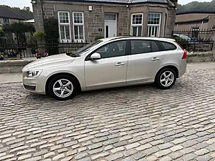 Used 2016 Volvo V60 Business Edition Gold - Interior and Exterior details 14