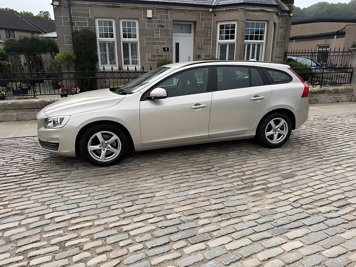 Used 2016 Volvo V60 Business Edition Gold - Interior and Exterior details 14