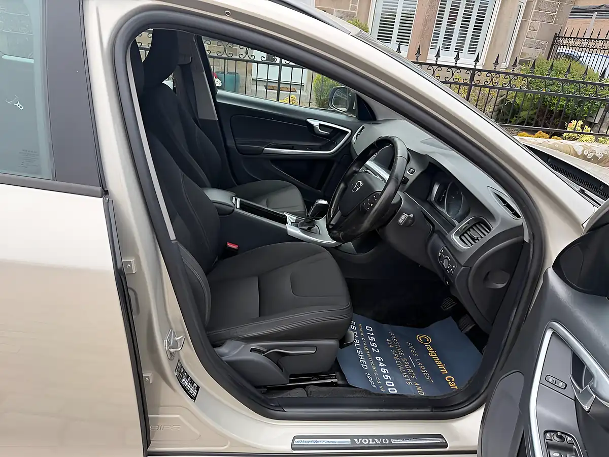 Used 2016 Volvo V60 Business Edition Gold - Interior and Exterior details 2