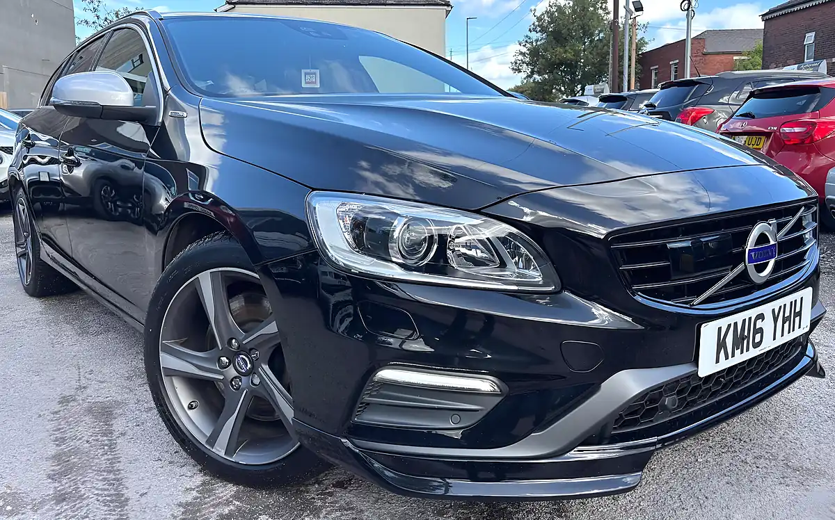 Used 2016 Volvo V60 R-Design Lux Nav Black - Interior and Exterior details 2