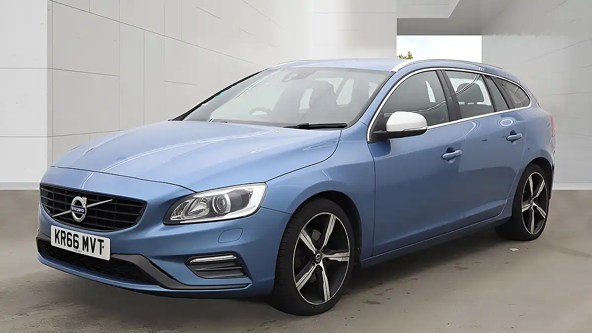 Used 2016 Volvo V60 R-Design Lux Nav Blue - Front View