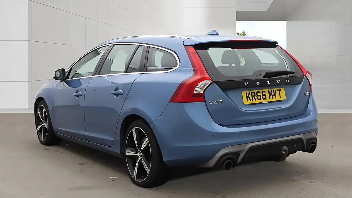 Used 2016 Volvo V60 R-Design Lux Nav Blue - Interior and Exterior details 2