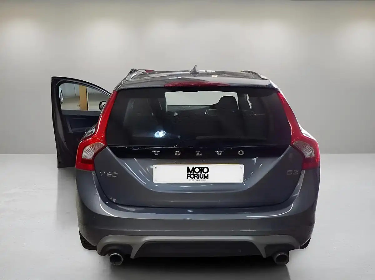 Used 2016 Volvo V60 R-Design Lux Nav Grey - Interior and Exterior details 10