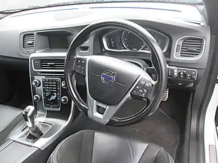 Used 2016 Volvo V60 R Design White - Interior and Exterior details 7