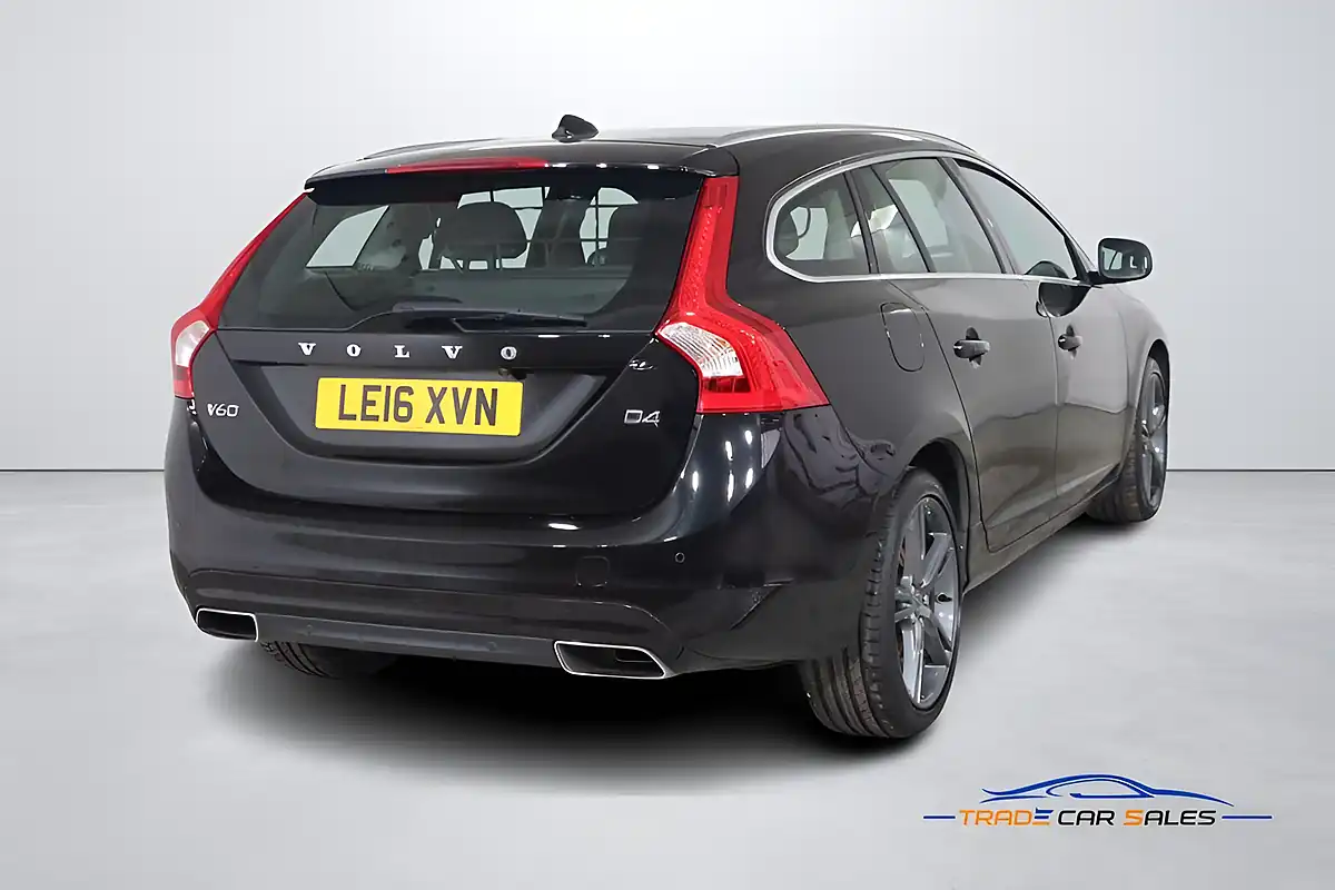 Used 2016 Volvo V60 Se Lux Nav Black - Interior and Exterior details 4