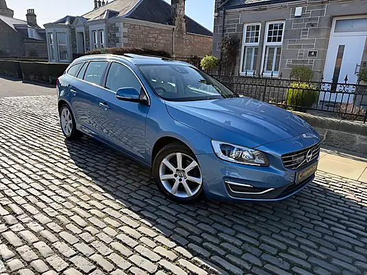 2016 Volvo V60 SE Lux Nav D3