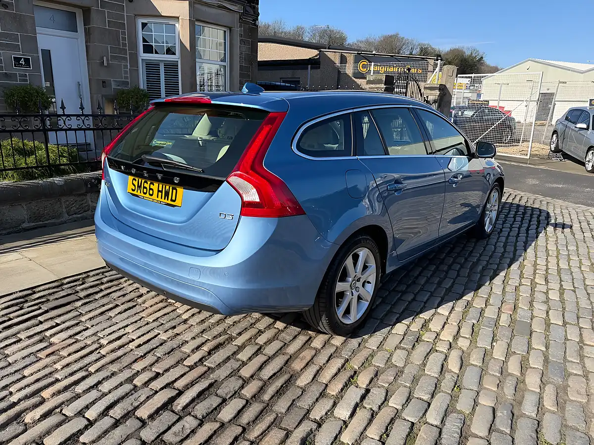 Used 2016 Volvo V60 Se Lux Nav Blue - Interior and Exterior details 5