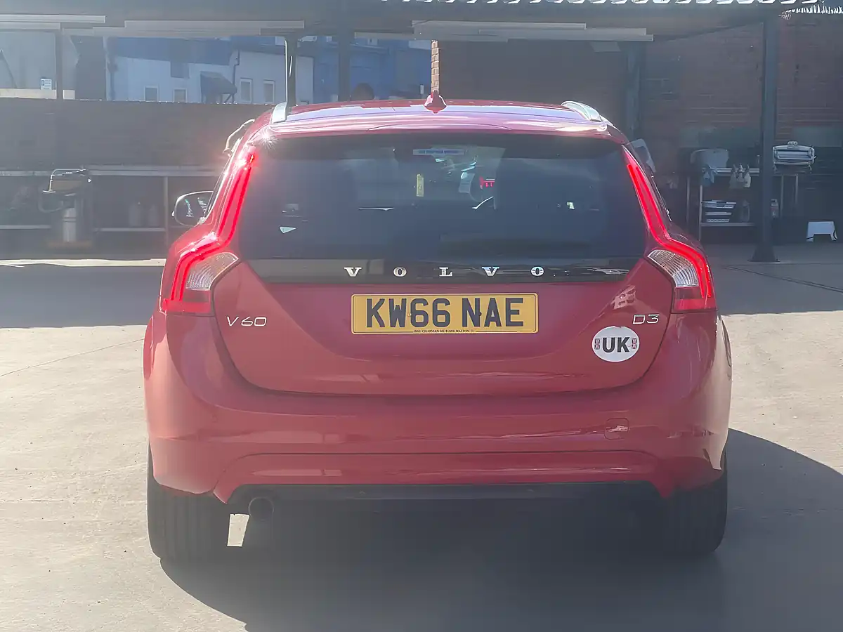 Used 2016 Volvo V60 Se Lux Nav Red - Interior and Exterior details 7