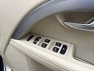 Used 2016 Volvo V70 Se Lux Gold - Interior and Exterior details 12