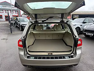 Used 2016 Volvo V70 Se Lux Gold - Interior and Exterior details 7