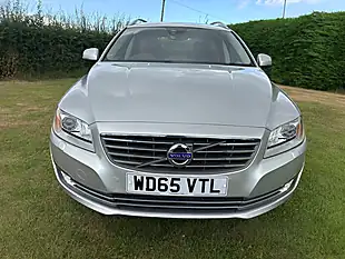 Used 2016 Volvo V70 Se Lux Silver - Interior and Exterior details 4