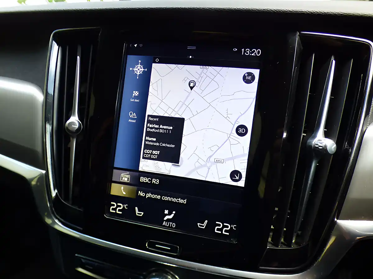 Used 2016 Volvo V90 Momentum Grey - Interior and Exterior details 6