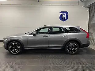 Used 2016 Volvo V90 Xenium Pack Grey - Interior and Exterior details 4
