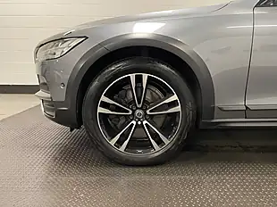 Used 2016 Volvo V90 Xenium Pack Grey - Interior and Exterior details 5