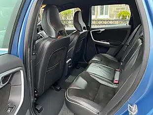 Used 2016 Volvo XC60 R-Design Blue - Interior and Exterior details 14