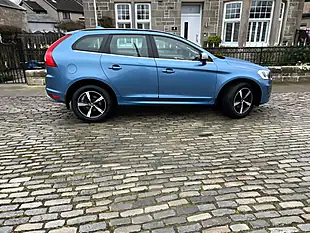Used 2016 Volvo XC60 R-Design Blue - Interior and Exterior details 15