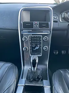 Used 2016 Volvo XC60 R-Design Lux Blue - Interior and Exterior details 10