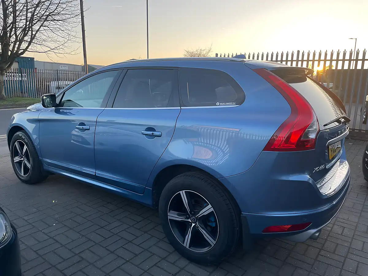 Used 2016 Volvo XC60 R-Design Lux Blue - Interior and Exterior details 5