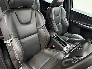 Used 2016 Volvo XC60 R-Design Lux Nav Grey - Interior and Exterior details 13