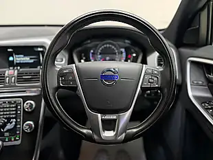 Used 2016 Volvo XC60 R-Design Lux Nav Grey - Interior and Exterior details 17