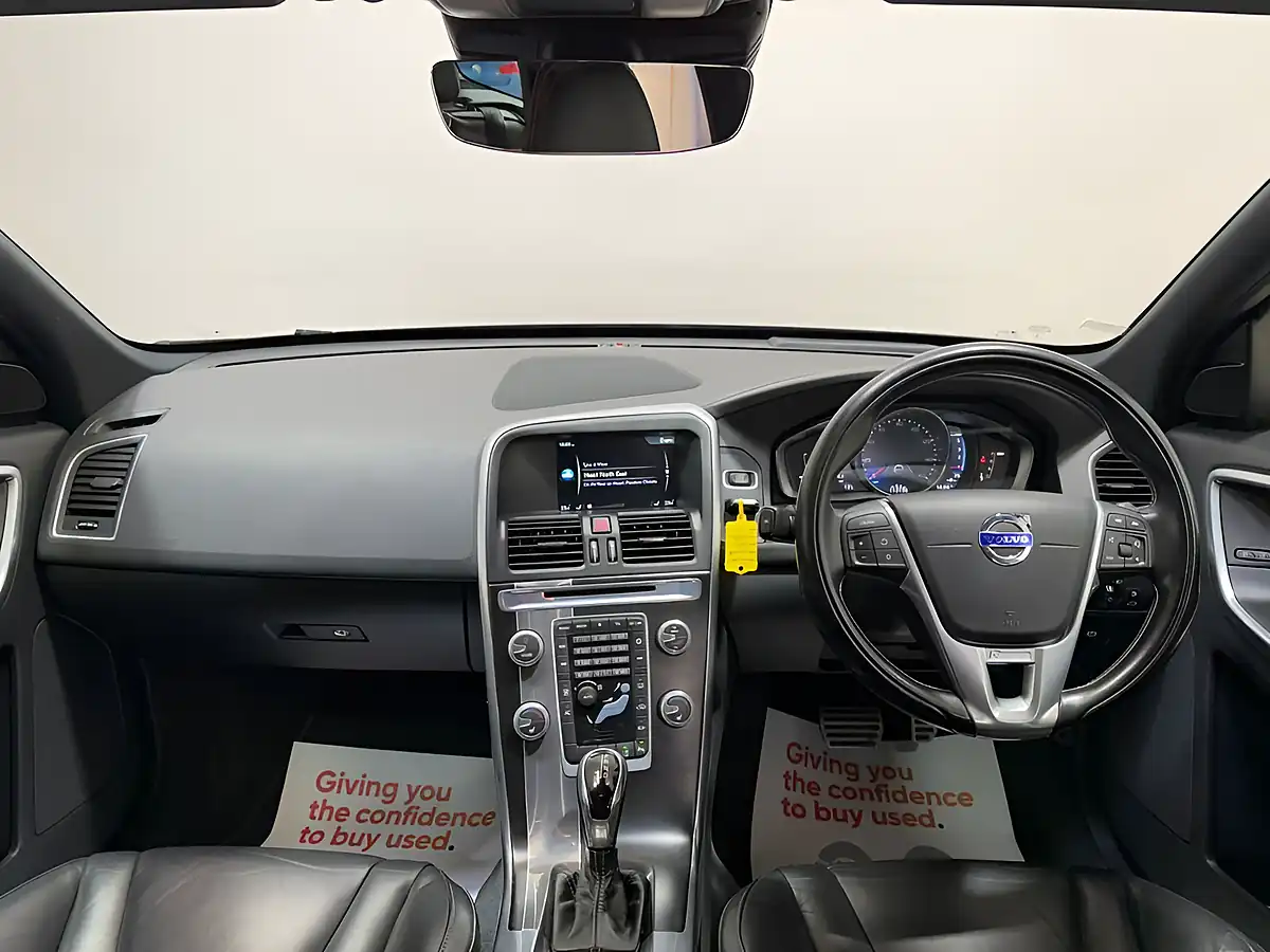 Used 2016 Volvo XC60 R-Design Lux Nav Grey - Interior and Exterior details 4