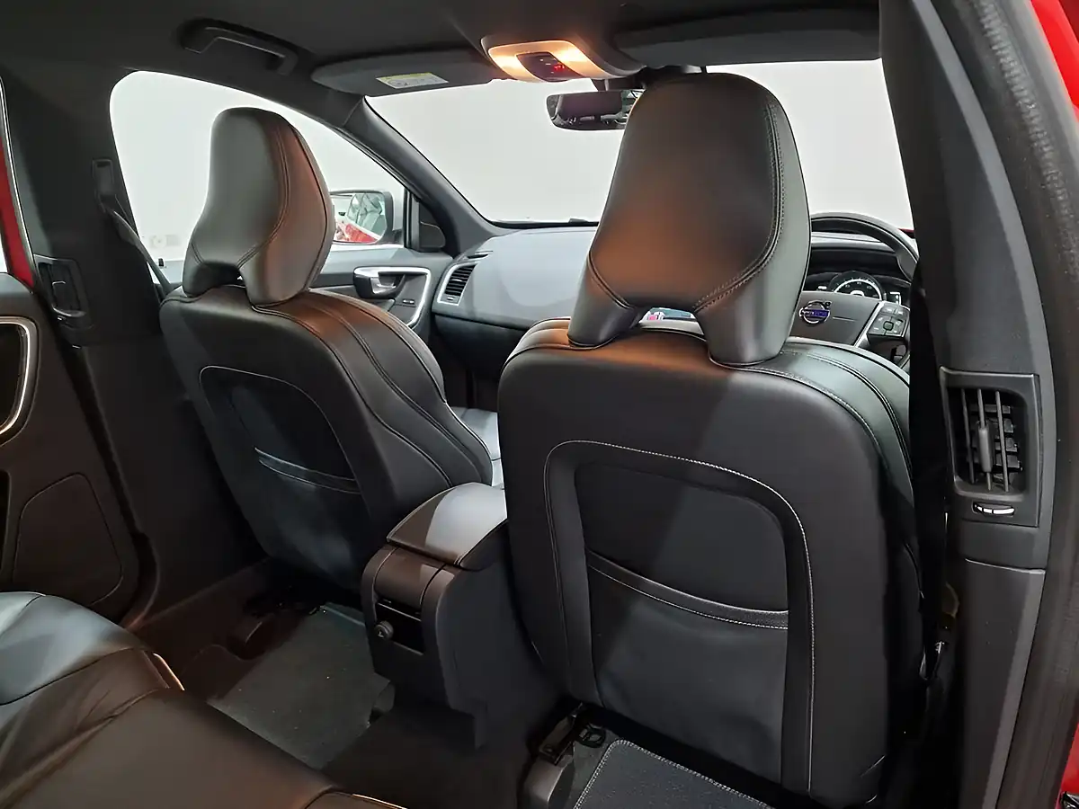 Used 2016 Volvo XC60 R-Design Lux Nav Passion Red - Interior and Exterior details 15