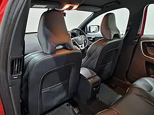 Used 2016 Volvo XC60 R-Design Lux Nav Passion Red - Interior and Exterior details 20