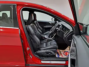 Used 2016 Volvo XC60 R-Design Lux Nav Passion Red - Interior and Exterior details 9