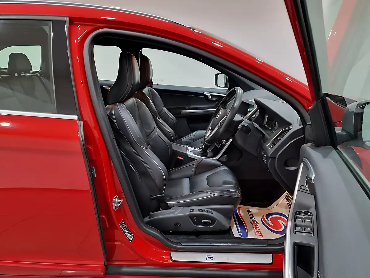 Used 2016 Volvo XC60 R-Design Lux Nav Passion Red - Interior and Exterior details 9