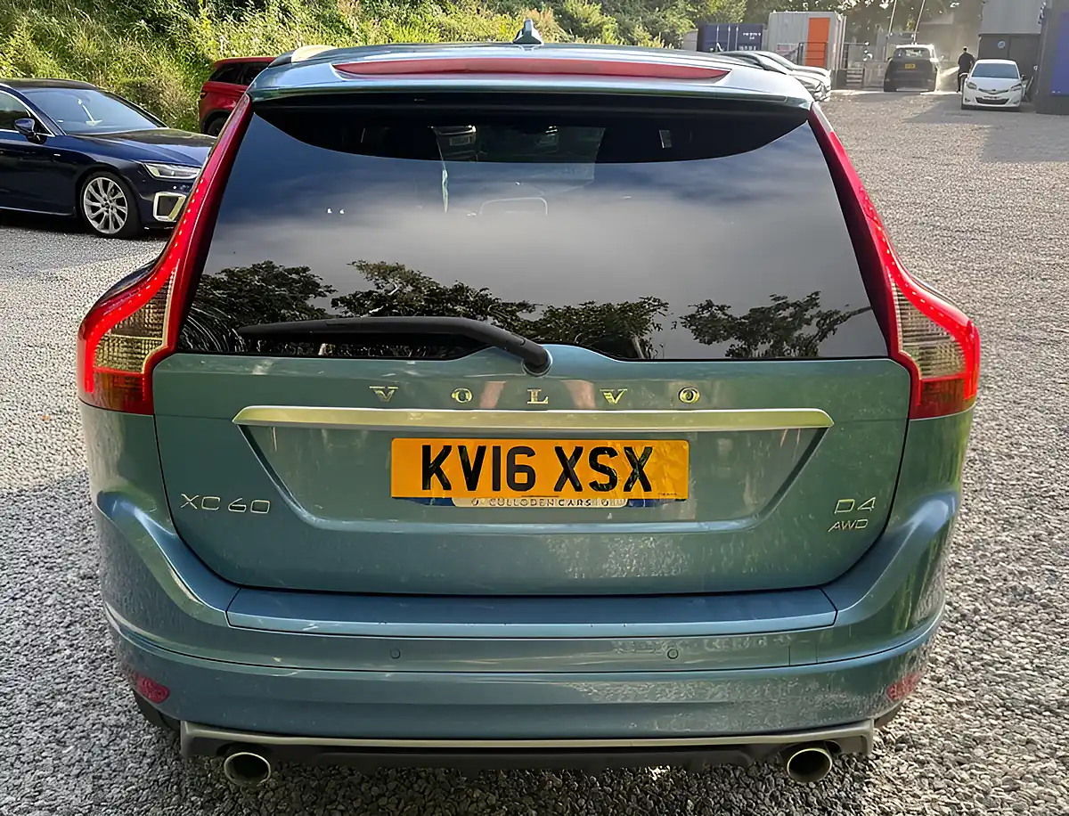Used 2016 Volvo XC60 R-Design Luxury Nav Power Blue - Interior and Exterior details 4