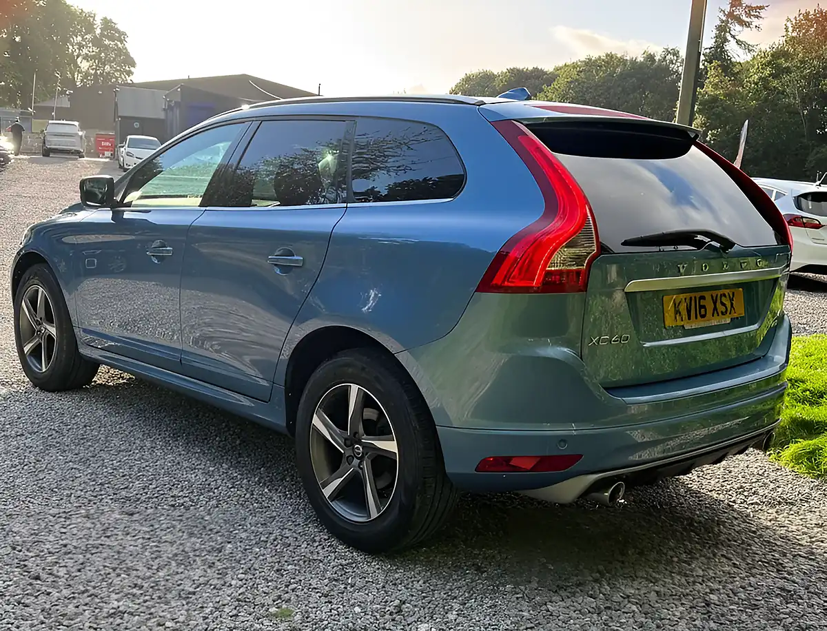 Used 2016 Volvo XC60 R-Design Luxury Nav Power Blue - Interior and Exterior details 5