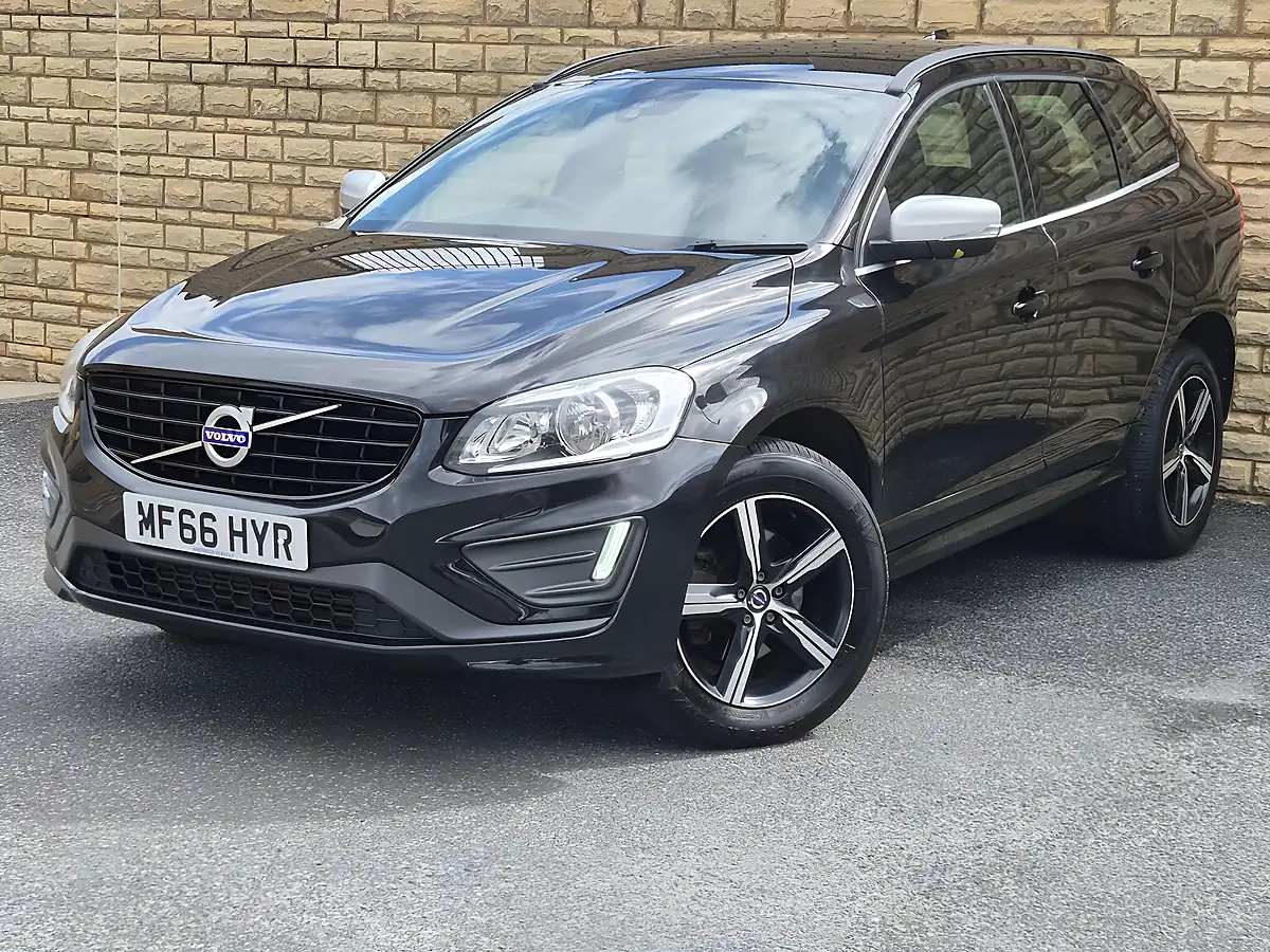 Used 2016 Volvo XC60 R-Design Nav Black - Interior and Exterior details 3